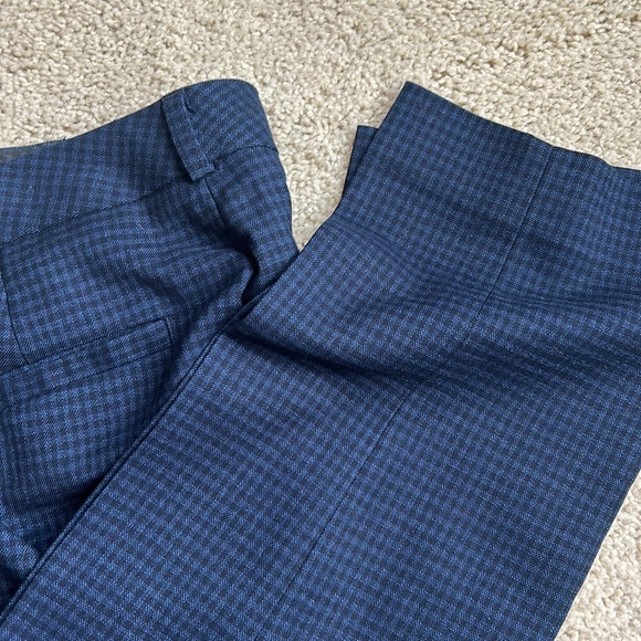 Excellent used condition Banana Republic, Ryan dress pants - Picture 3 of 4
